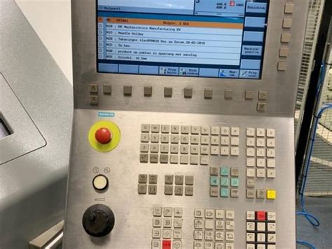 CNC draaibank te koop .